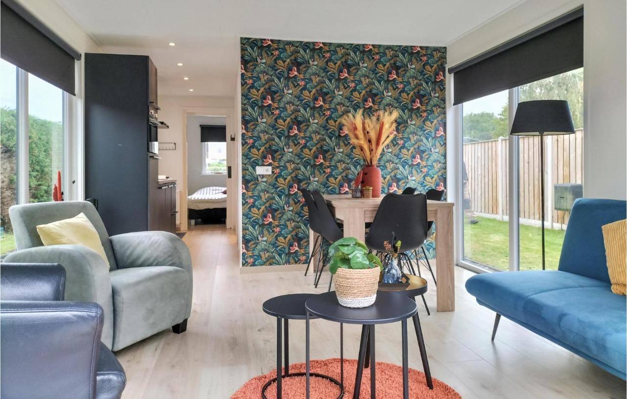 2 Bedroom Awesome Home In Heinkenszand ภายนอก รูปภาพ