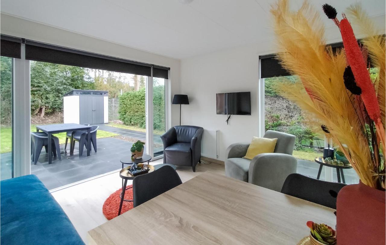2 Bedroom Awesome Home In Heinkenszand ภายนอก รูปภาพ